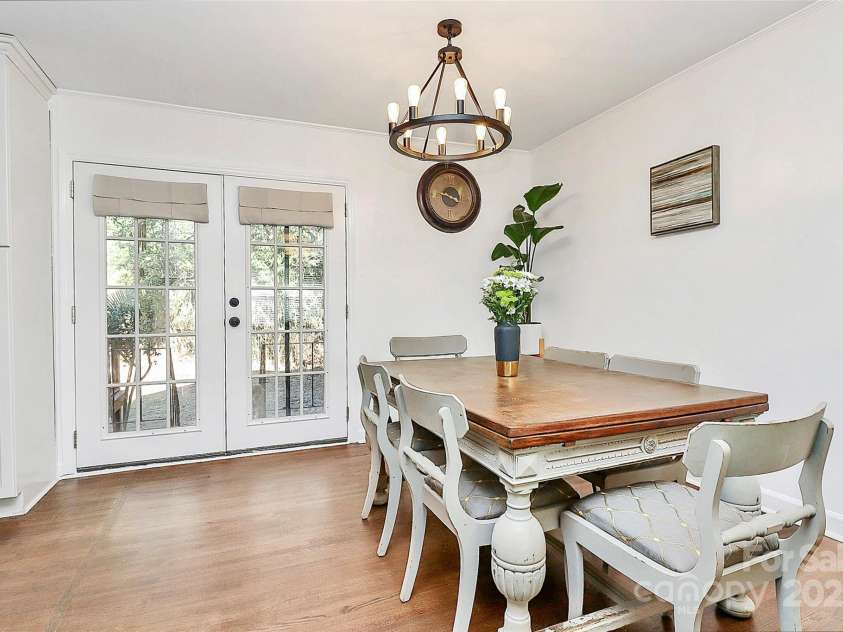 4321 Gillespie Court, Charlotte, NC 28205.  MLS# CAR4217984, YatesRealty ID 10101. 