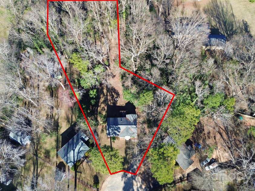 4321 Gillespie Court, Charlotte, NC 28205.  MLS# CAR4217984, YatesRealty ID 10101. 