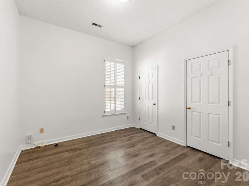 19705 Swiss Stone Lane, Cornelius, NC 28031.  MLS# CAR4354567, YatesRealty ID 10102. 