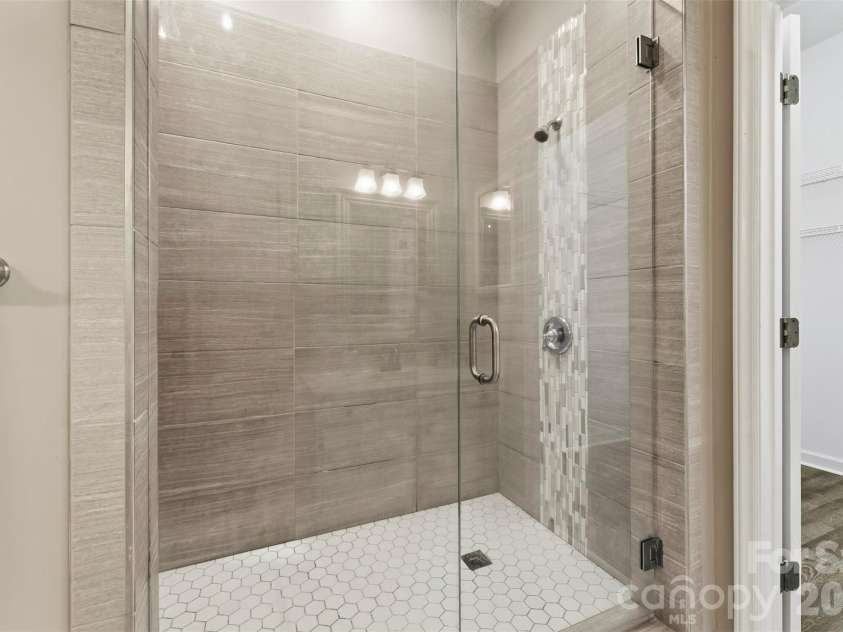 19705 Swiss Stone Lane, Cornelius, NC 28031.  MLS# CAR4354567, YatesRealty ID 10102. 