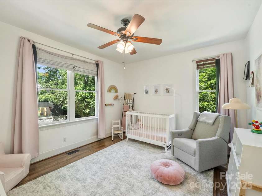 2121 Club Road, Charlotte, NC 28205.  MLS# CAR4252964, YatesRealty ID 10103. 