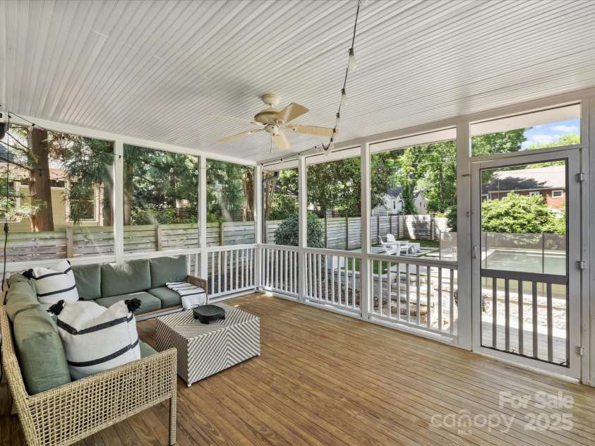 2121 Club Road, Charlotte, NC 28205.  MLS# CAR4252964, YatesRealty ID 10103. 