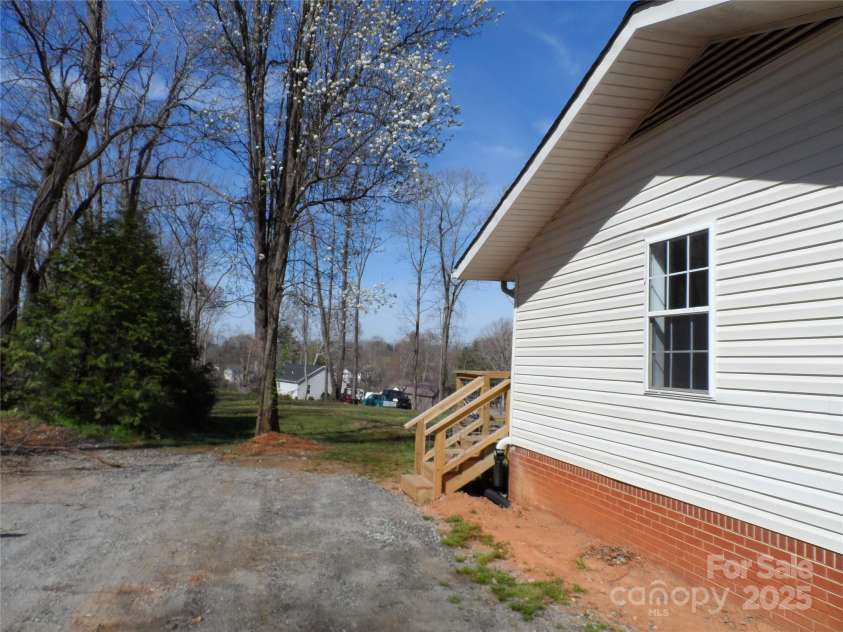 205 Phillips Street, Morganton, NC 28655.  MLS# CAR4201900, YatesRealty ID 10104. Side view