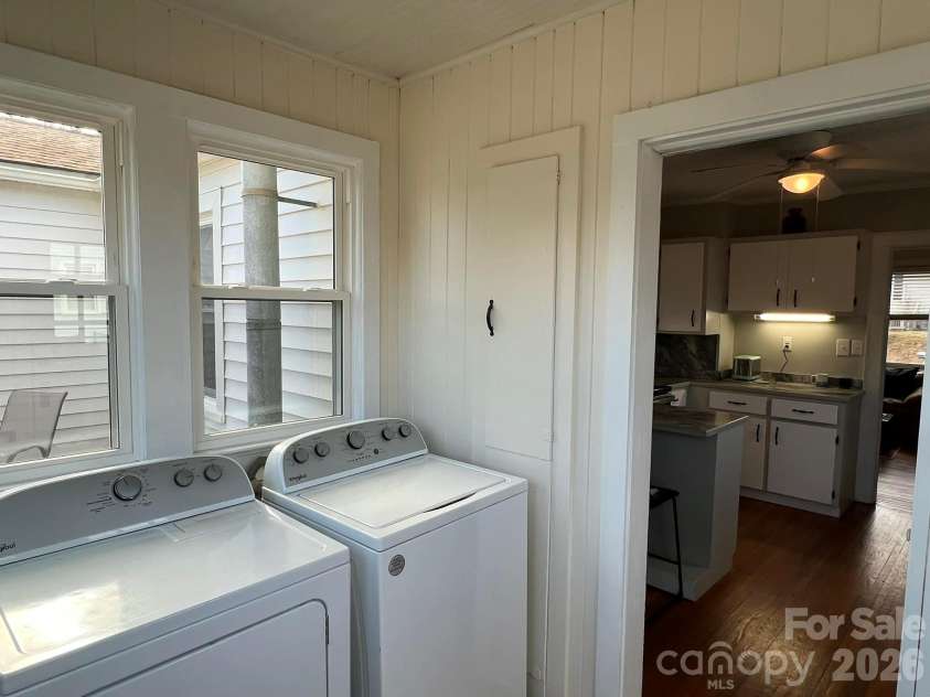 122 Murphy Court, Morganton, NC 28655.  MLS# CAR4332330, YatesRealty ID 10109. 