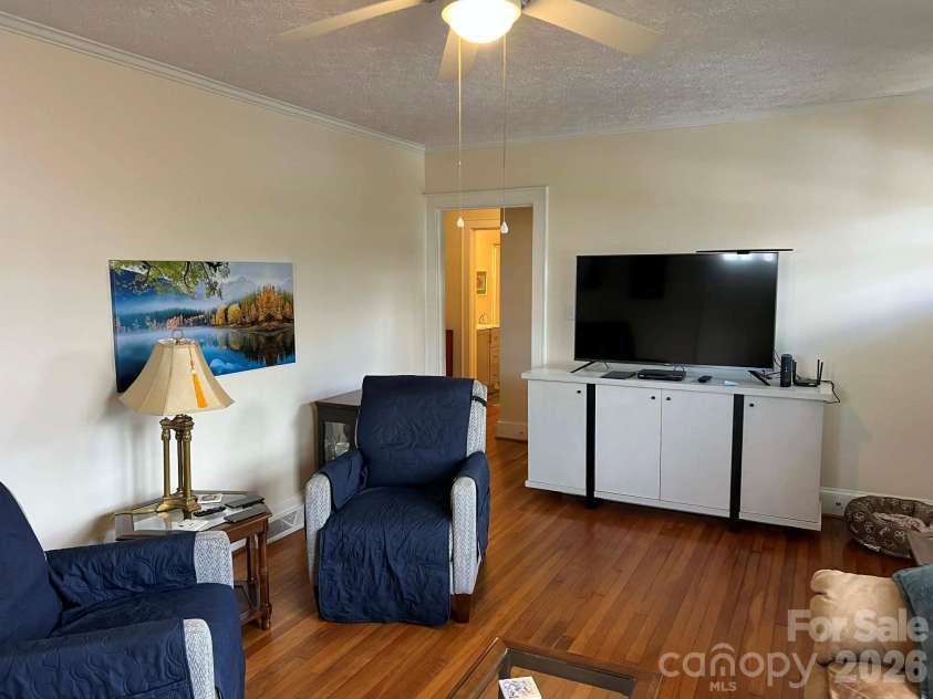 122 Murphy Court, Morganton, NC 28655.  MLS# CAR4332330, YatesRealty ID 10109. 