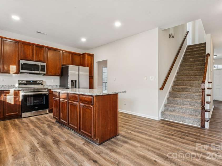 11414 Sidney Crest Avenue, Charlotte, NC 28213.  MLS# CAR4326714, YatesRealty ID 1011. 