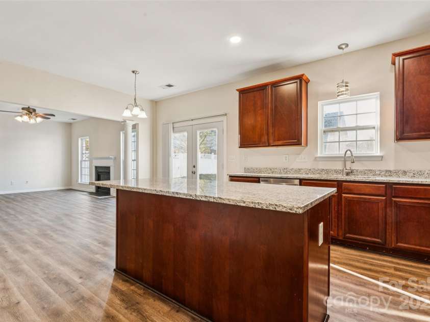 11414 Sidney Crest Avenue, Charlotte, NC 28213.  MLS# CAR4326714, YatesRealty ID 1011. 