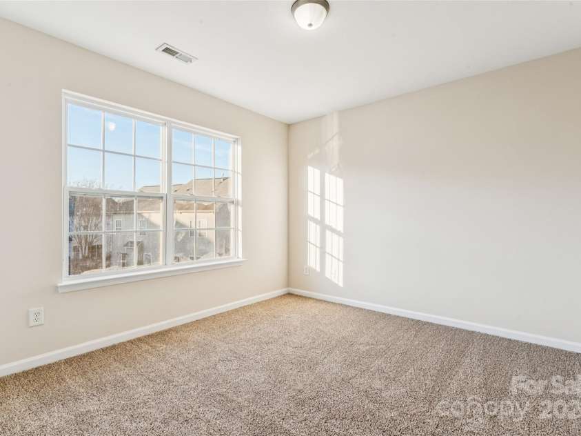 11414 Sidney Crest Avenue, Charlotte, NC 28213.  MLS# CAR4326714, YatesRealty ID 1011. 