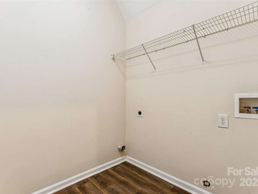 11414 Sidney Crest Avenue, Charlotte, NC 28213.  MLS# CAR4326714, YatesRealty ID 1011. 