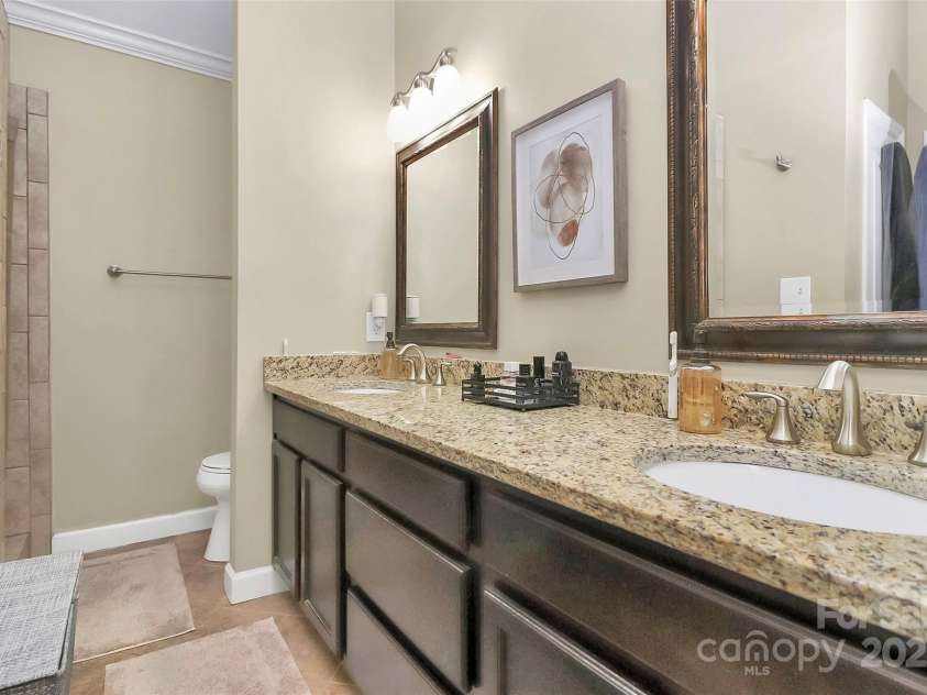 3516 Mill Stream Court, Charlotte, NC 28209.  MLS# CAR4220977, YatesRealty ID 10111. 