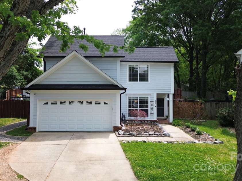 3516 Mill Stream Court, Charlotte, NC 28209.  MLS# CAR4220977, YatesRealty ID 10111. 