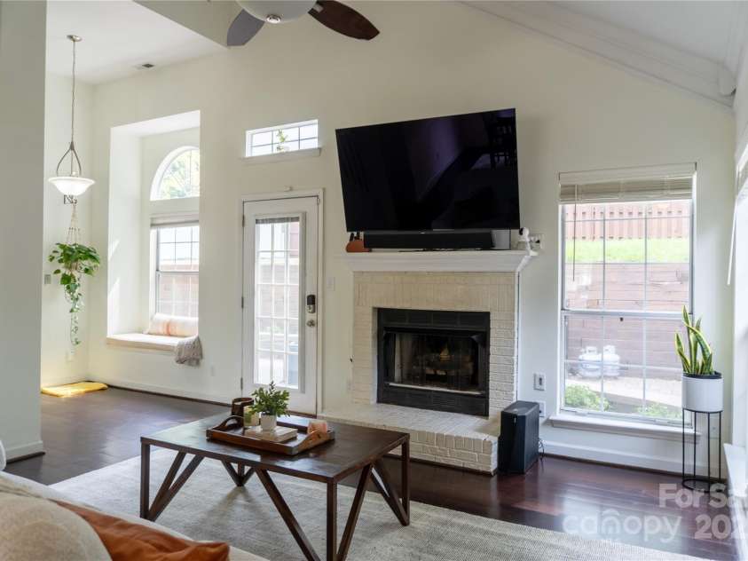 3516 Mill Stream Court, Charlotte, NC 28209.  MLS# CAR4220977, YatesRealty ID 10111. 