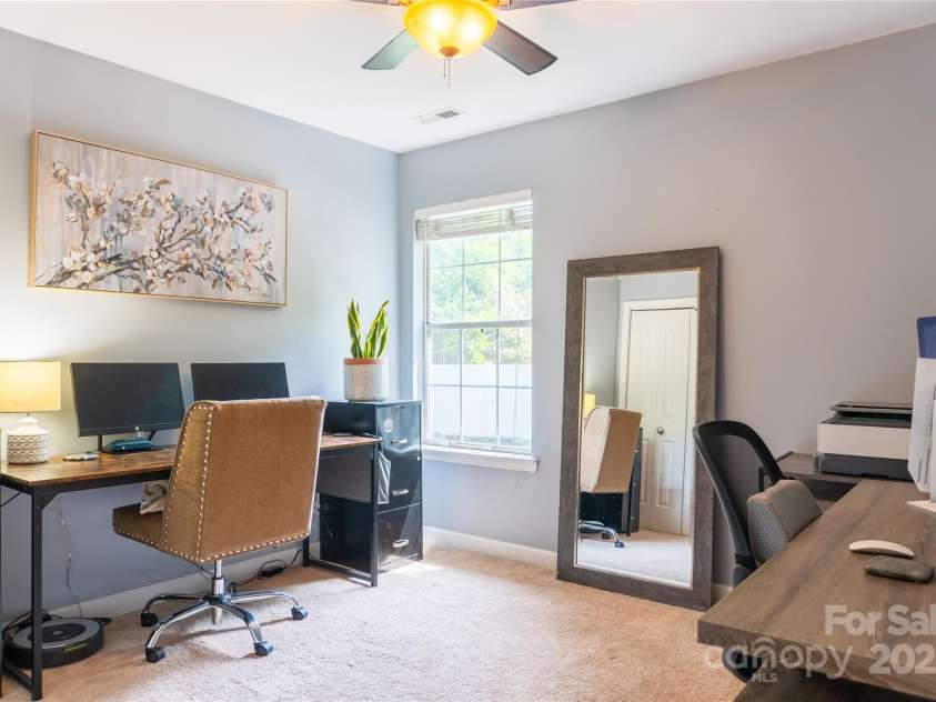 3516 Mill Stream Court, Charlotte, NC 28209.  MLS# CAR4220977, YatesRealty ID 10111. 