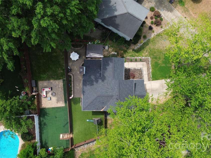 3516 Mill Stream Court, Charlotte, NC 28209.  MLS# CAR4220977, YatesRealty ID 10111. 