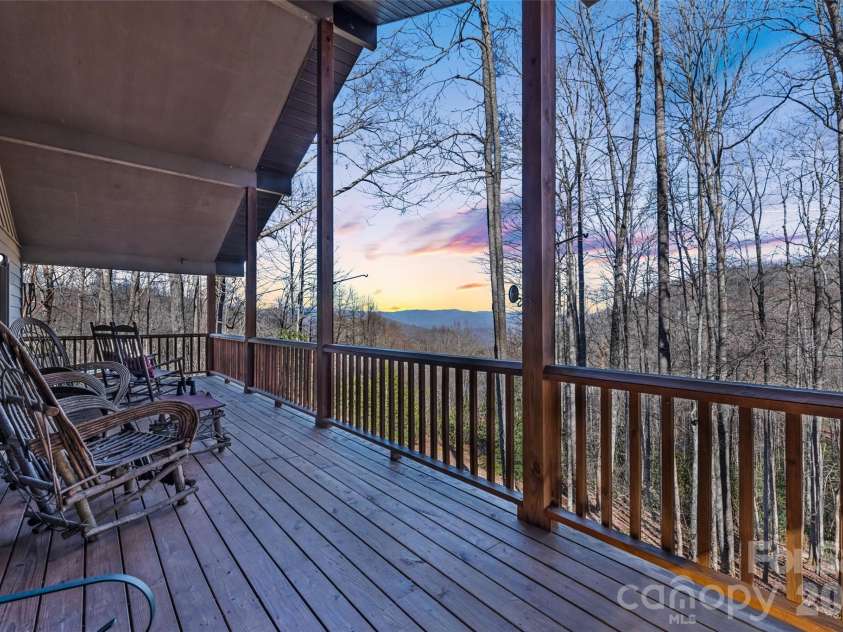 831 Forest Run Road, Whittier, NC 28789.  MLS# CAR4337836, YatesRealty ID 10112. 