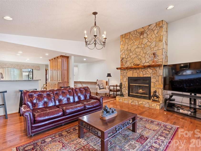 831 Forest Run Road, Whittier, NC 28789.  MLS# CAR4337836, YatesRealty ID 10112. 