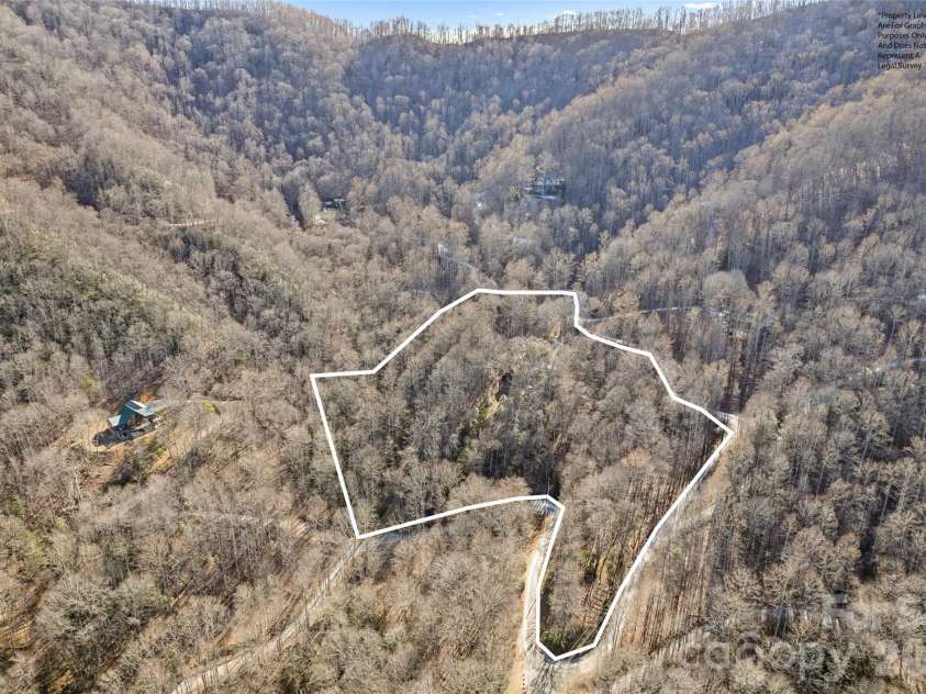 831 Forest Run Road, Whittier, NC 28789.  MLS# CAR4337836, YatesRealty ID 10112. 