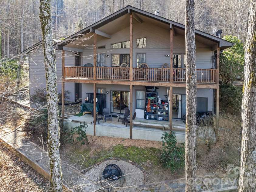 831 Forest Run Road, Whittier, NC 28789.  MLS# CAR4337836, YatesRealty ID 10112. 