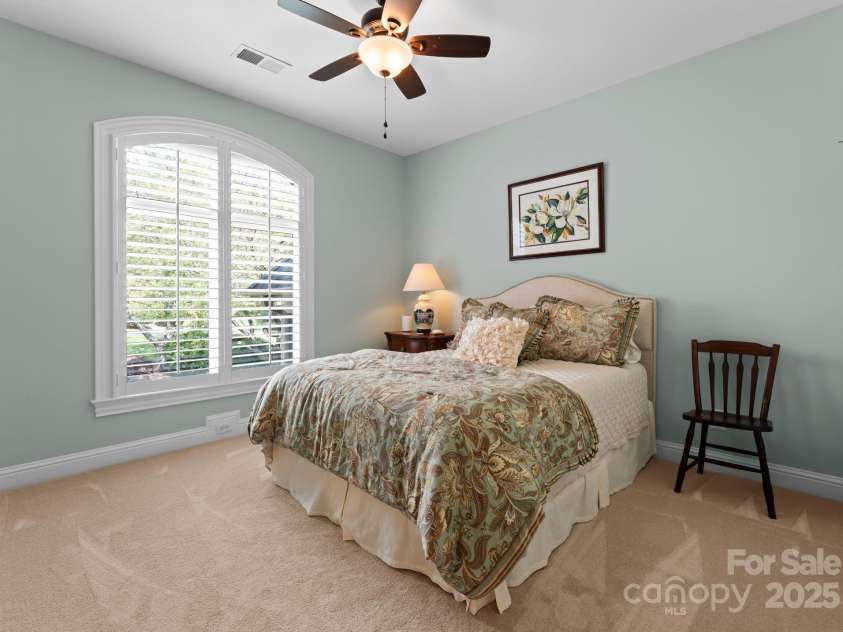4628 Sierra View Drive, Denver, NC 28037.  MLS# CAR4242259, YatesRealty ID 10113. 