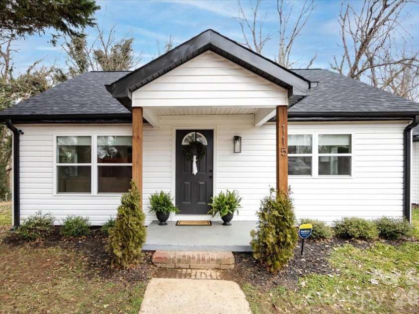 115 ODaniel Street, Belmont, NC 28012.  MLS# CAR4335658, YatesRealty ID 10114. Front Elevation
