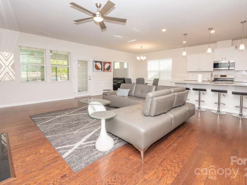 529 Cellini Place, Mount Holly, NC 28120.  MLS# CAR4246421, YatesRealty ID 10114. Great room w kitchen view