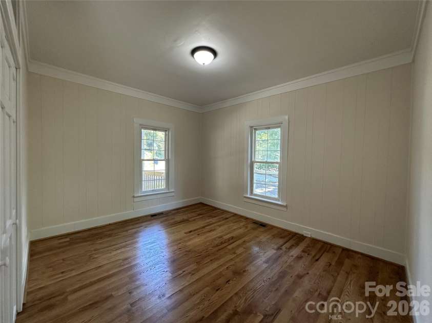 123 State Street, Asheville, NC 28806.  MLS# CAR4350606, YatesRealty ID 10115. 