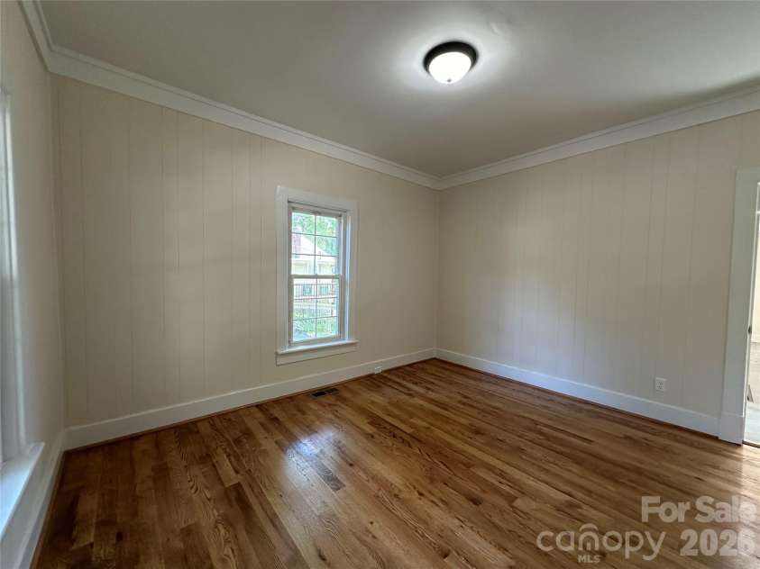123 State Street, Asheville, NC 28806.  MLS# CAR4350606, YatesRealty ID 10115. 