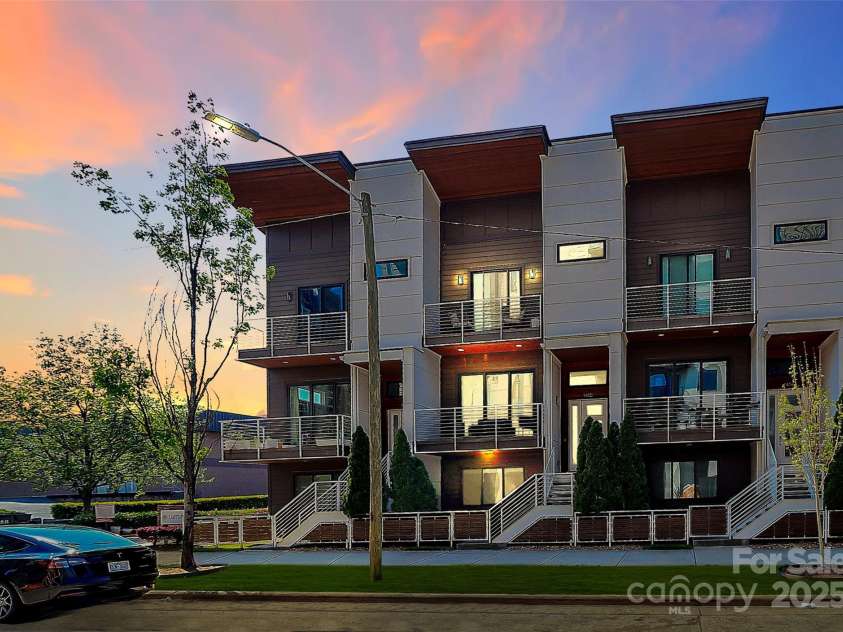 1416 Church Street, Charlotte, NC 28203.  MLS# CAR4245538, YatesRealty ID 10115. 