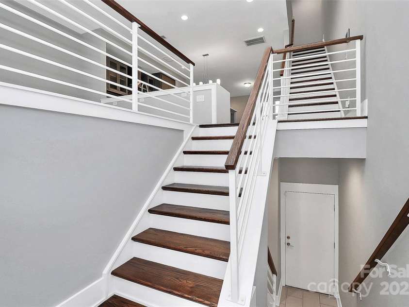 1416 Church Street, Charlotte, NC 28203.  MLS# CAR4245538, YatesRealty ID 10115. 