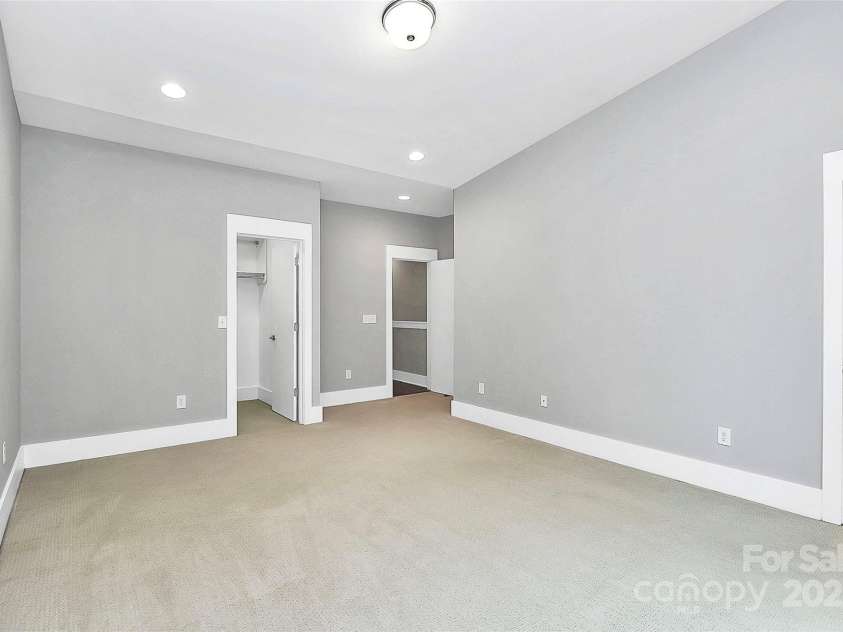 1416 Church Street, Charlotte, NC 28203.  MLS# CAR4245538, YatesRealty ID 10115. 