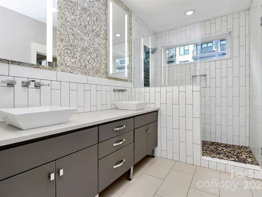 1416 Church Street, Charlotte, NC 28203.  MLS# CAR4245538, YatesRealty ID 10115. 