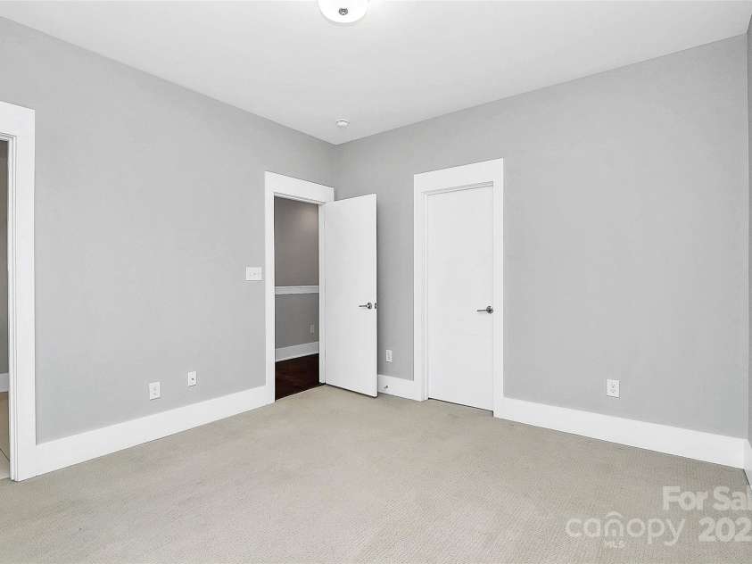 1416 Church Street, Charlotte, NC 28203.  MLS# CAR4245538, YatesRealty ID 10115. 