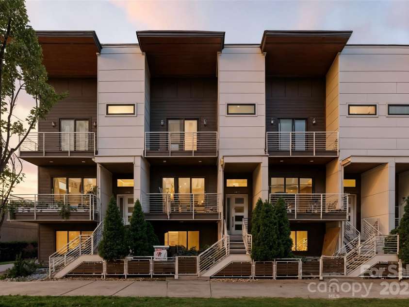 1416 Church Street, Charlotte, NC 28203.  MLS# CAR4245538, YatesRealty ID 10115. 