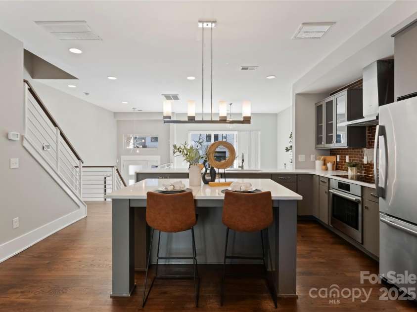 1416 Church Street, Charlotte, NC 28203.  MLS# CAR4245538, YatesRealty ID 10115. 