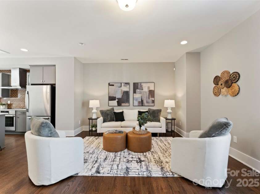 1416 Church Street, Charlotte, NC 28203.  MLS# CAR4245538, YatesRealty ID 10115. 