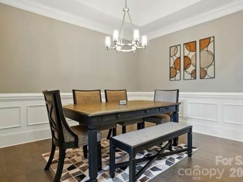 5107 Waldron Meadow Drive, Charlotte, NC 28226.  MLS# CAR4353378, YatesRealty ID 10117. 