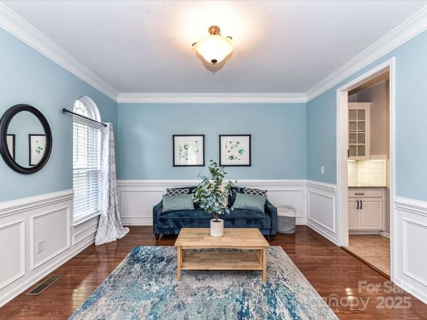 6005 Abergele Lane, Matthews, NC 28104.  MLS# CAR4250164, YatesRealty ID 10119. 