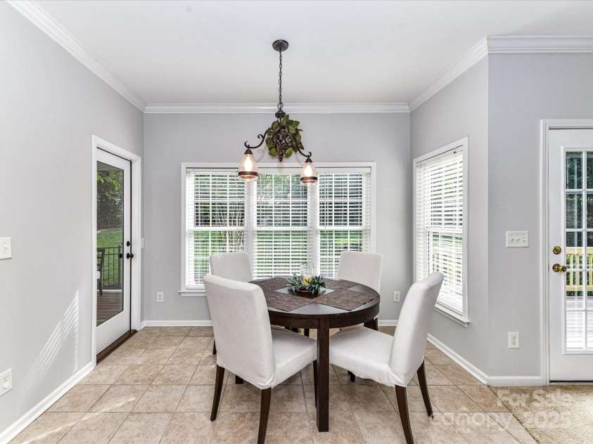 6005 Abergele Lane, Matthews, NC 28104.  MLS# CAR4250164, YatesRealty ID 10119. 