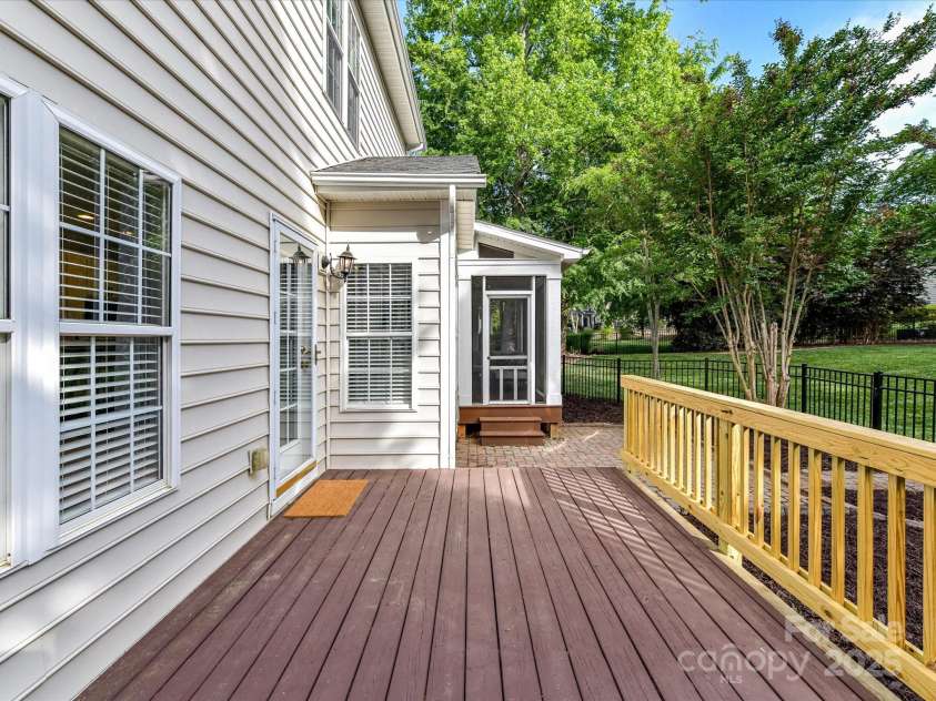 6005 Abergele Lane, Matthews, NC 28104.  MLS# CAR4250164, YatesRealty ID 10119. 