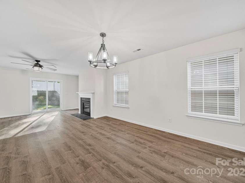 3120 Green Apple Drive, Dallas, NC 28034.  MLS# CAR4314544, YatesRealty ID 1012. 