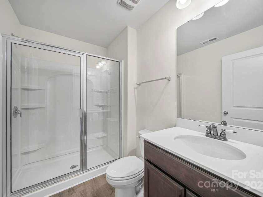 3120 Green Apple Drive, Dallas, NC 28034.  MLS# CAR4314544, YatesRealty ID 1012. 