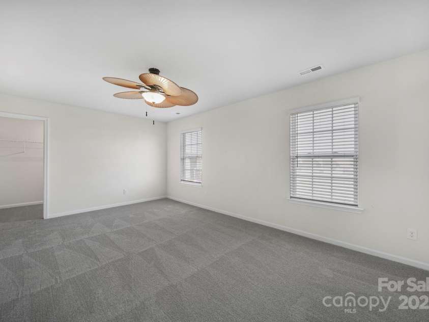 3120 Green Apple Drive, Dallas, NC 28034.  MLS# CAR4314544, YatesRealty ID 1012. 