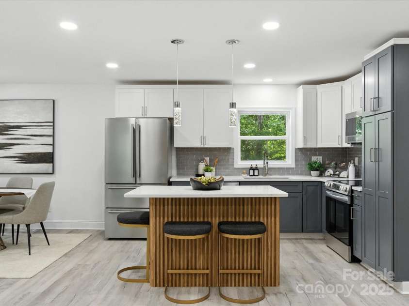 5966 Quarter Mile Road, Clover, SC 29710.  MLS# CAR4292610, YatesRealty ID 1012. 