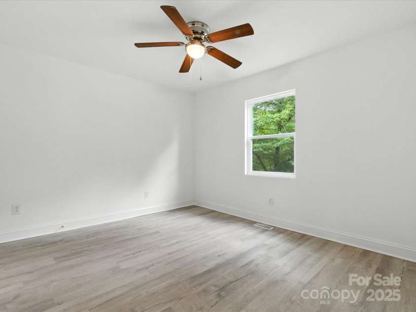 5966 Quarter Mile Road, Clover, SC 29710.  MLS# CAR4292610, YatesRealty ID 1012. 