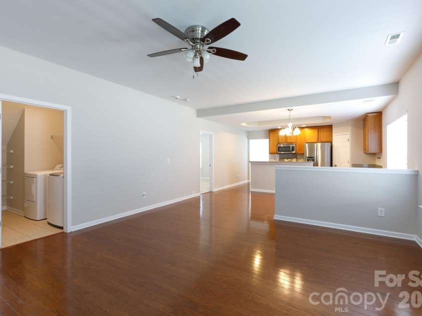 465 Clouds Way, Rock Hill, SC 29732.  MLS# CAR4355917, YatesRealty ID 10120. 