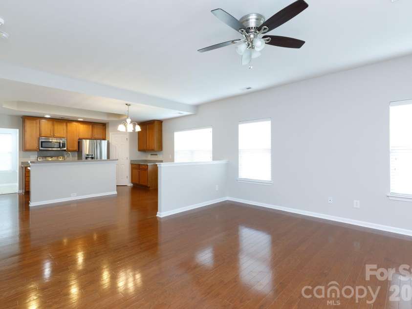 465 Clouds Way, Rock Hill, SC 29732.  MLS# CAR4355917, YatesRealty ID 10120. 