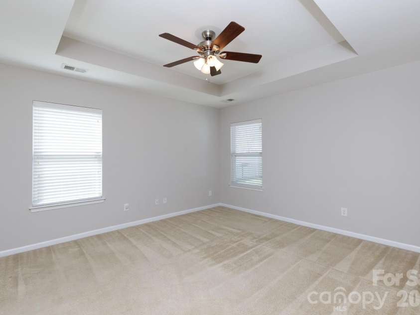 465 Clouds Way, Rock Hill, SC 29732.  MLS# CAR4355917, YatesRealty ID 10120. 