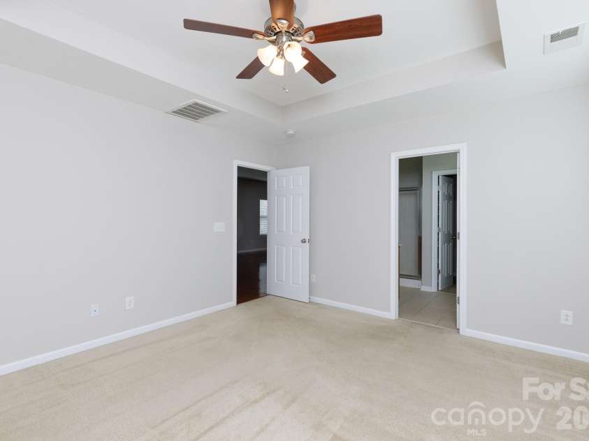 465 Clouds Way, Rock Hill, SC 29732.  MLS# CAR4355917, YatesRealty ID 10120. 