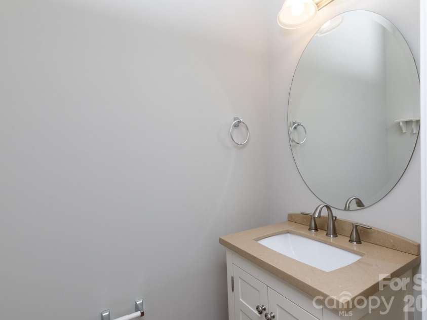 465 Clouds Way, Rock Hill, SC 29732.  MLS# CAR4355917, YatesRealty ID 10120. 