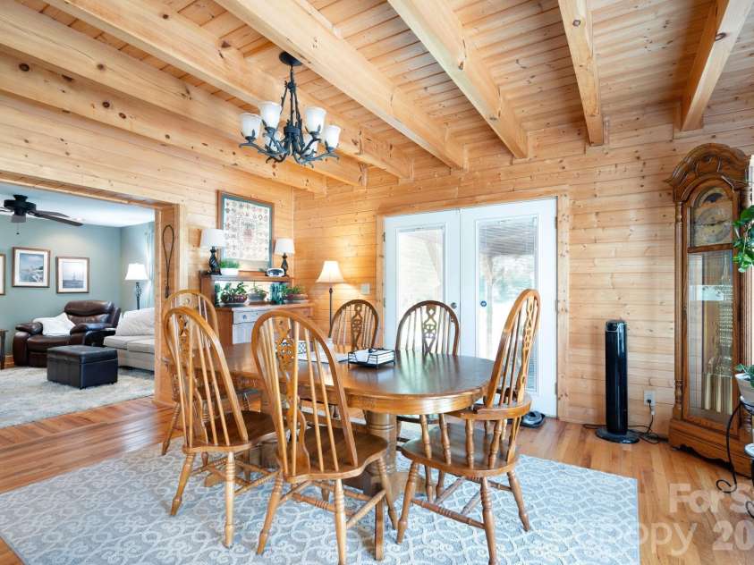 90 Jonestown Road, Asheville, NC 28804.  MLS# CAR4355884, YatesRealty ID 10121. 